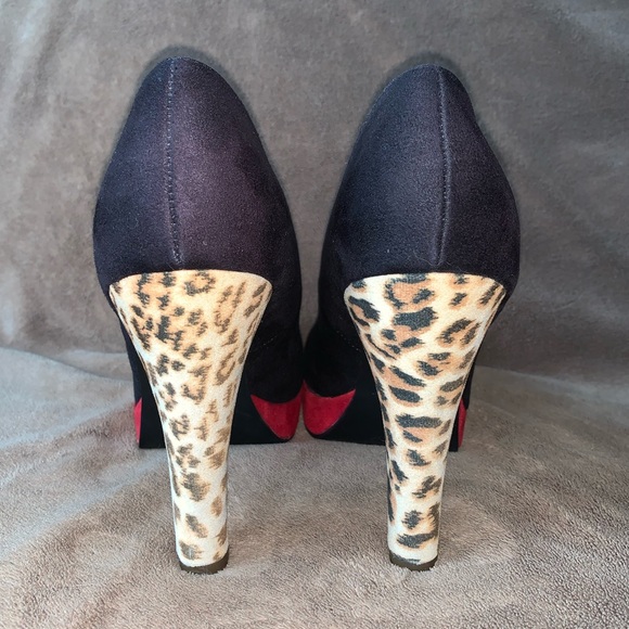 Call it Spring Heels - Picture 4 of 4